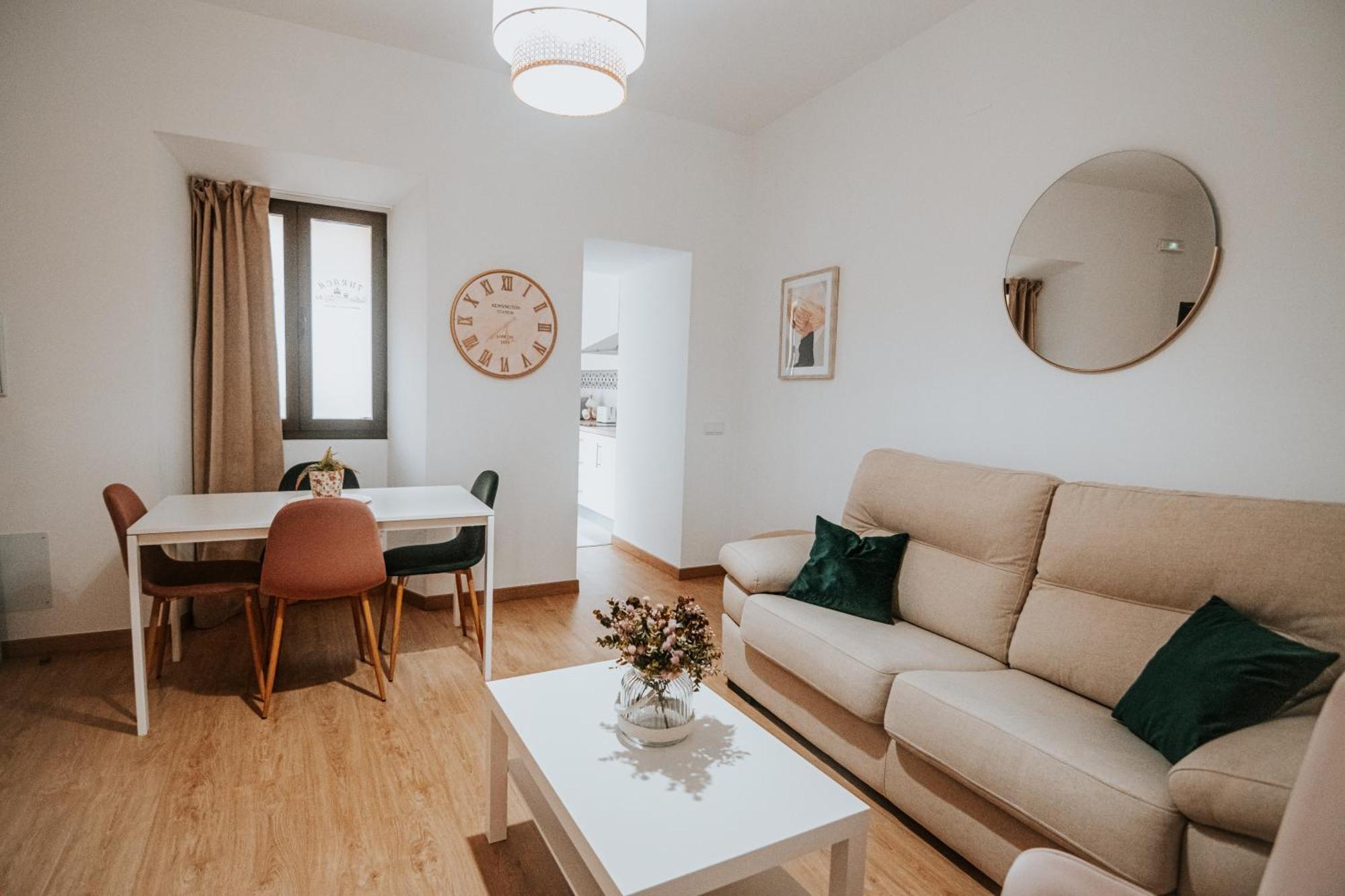 Apartamentos Turaca Trujillo Eksteriør billede
